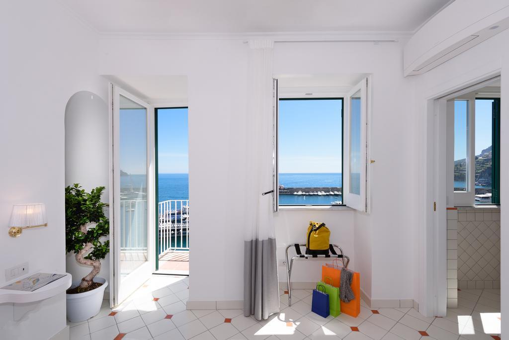 Vista D'Amalfi Bed and Breakfast Eksteriør billede